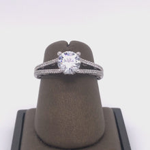 Load and play video in Gallery viewer, 18Kt Gold Semi Mount 0.25 Carat Weight Diamond Ring
