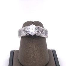 Load image into Gallery viewer, 14Kt Gold Semi Mount 1.00 Carat Weight Diamond Ring
