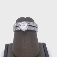 Load and play video in Gallery viewer, Platinum Semi Mount 0.35 Carat Weight Diamonds Set Ring
