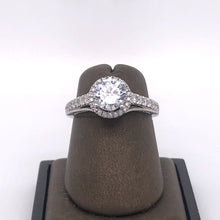 Load image into Gallery viewer, 18Kt Gold Semi Mount 0.60 Carat Weight Diamond Ring
