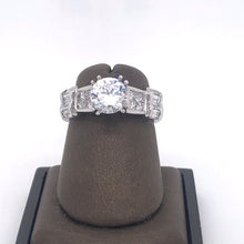 Load image into Gallery viewer, 18Kt Gold Semi Mount 0.65 Carat Weight Diamond Ring
